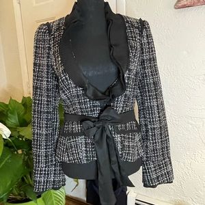 White House Black Market lightweight coat with layered sleeves. Just beautiful.